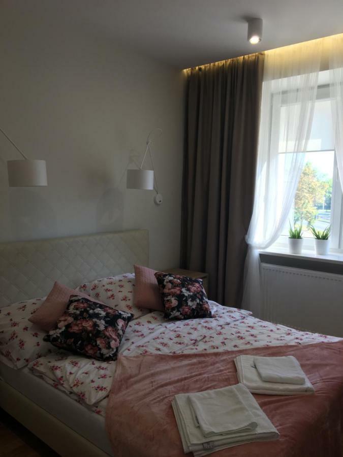 קילצה Family & Business Elegant Apartments Ul Astronautow Centrum Downtown - 3 Bedroom, Parking מראה חיצוני תמונה