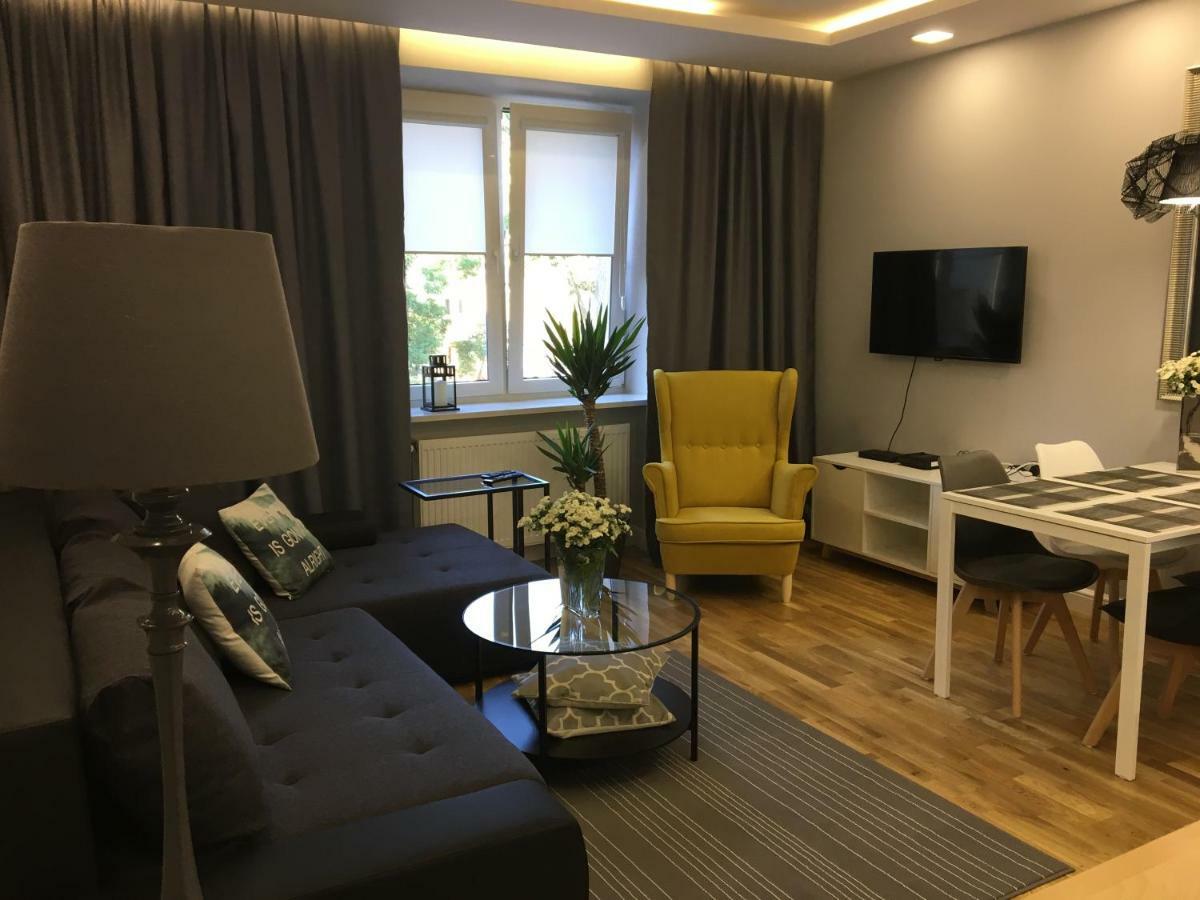 קילצה Family & Business Elegant Apartments Ul Astronautow Centrum Downtown - 3 Bedroom, Parking מראה חיצוני תמונה
